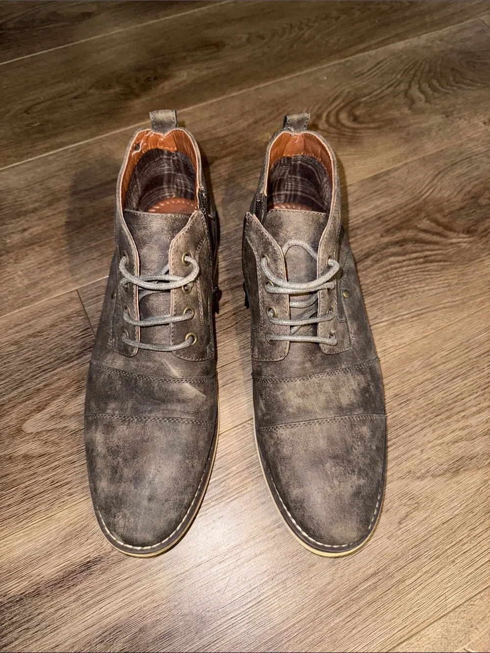 Men's Casual Lace-Up Chukka Boots in Charcoal